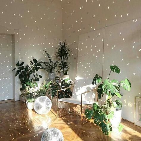 Put a disco ball in a spot that gets frequent direct sunlight. Mirror Ball Home Decor, Mirror Disco Ball Decor, Cieling Mirror, Disco Room Ideas, Mirror Light Ideas, Disco Ball Decoration, Disco Ball Apartment, Hanging Disco Ball Decor, Dance Room Aesthetic