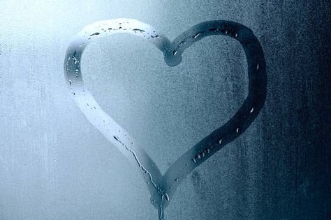 202 Heart Drawn On Foggy Window Stock Photos, Pictures & Royalty-Free Images - iStock Writing On Window Fog, Foggy Window Painting, Foggy Window, Window Writing, Rainy Day Aesthetic, Aesthetic Moodboard, Heart Drawing, Writing Art, Painting Inspo