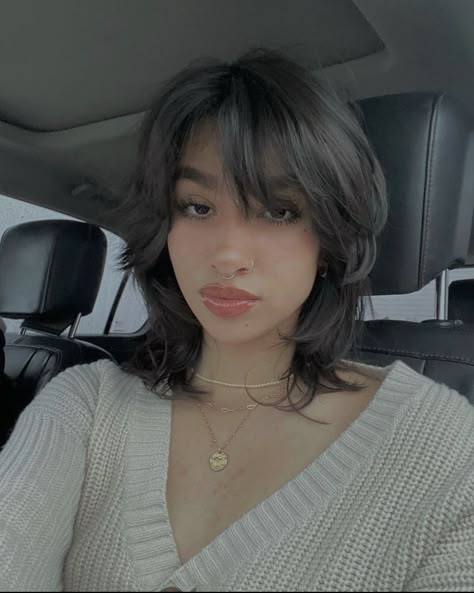 Think Layered Hair, Wolfcut With Side Part, Straight Hair Upstyles, Short Super Layered Hair, Short Chopped Haircut, Short Layered Haircuts Side Part, Rockstar Haircuts Women Short, Black Short Hair With Curtain Bangs, Wavy Shoulder Length Hair With Layers And Bangs