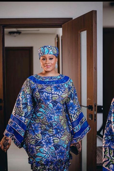 Hello lovely Divas,welcome to another ankara fashion blog post, today we would be showing you Beautiful and matured ankara gown styles to rock. To see more styles, Please visit our page. Atampa Styles, Ankara Boubou, Model Wax, African Maxi Dress Ankara, Boubou Styles, Boubou Styles For Women, Kaftan Styles, Ankara Styles For Women, Bubu Gown Styles