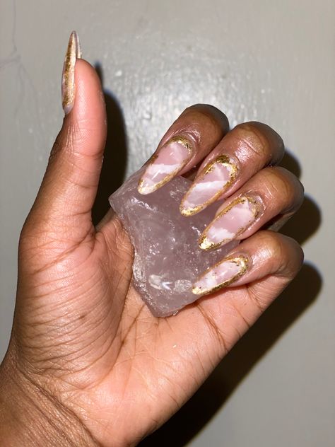 Clear With Gold Flakes Nails, Clear Acrylic Nails With Gold Flakes, Pink Quartz Nails, Rose Quartz Nails With Gold, Quartz Nails, How To Do Rose Quartz Nails, Apres Gel X Nails, Coffin Gold Flake Nails, Rose Quartz Nails