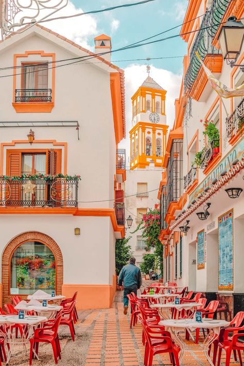 Best Things To Do In Marbella, Spain Plaza Altamirano Things To Do In Marbella Spain, Things To Do In Marbella, Malaga Picture Ideas, Marbella Spain Beach, Spain Girl, Spain Pictures, Things To Do In Spain, Spain Architecture, Marbella Beach