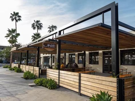 Brewery Patio, Brewery Ideas, Dream Restaurant, Outdoor Restaurant Patio, Rooftop Restaurant Design, Restaurant Exterior Design, Community Ideas, Outdoor Restaurant Design, Restaurant Exterior