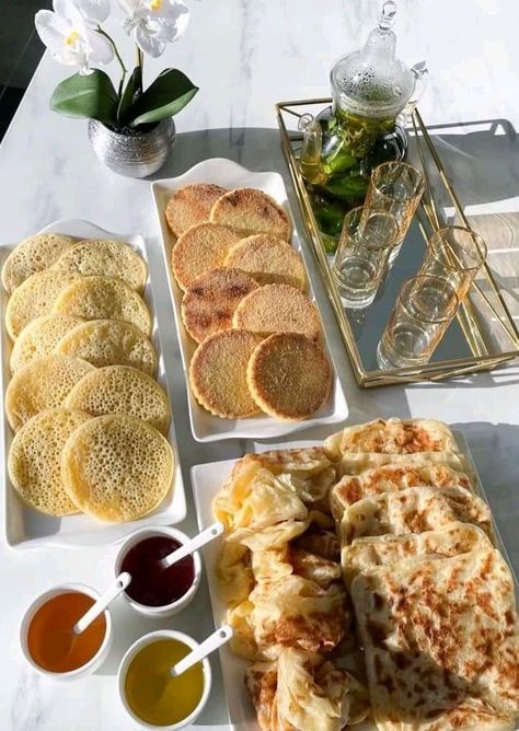 #pancakes #moroccanbreakfast #moroccantea Moroccan Breakfast, Moroccan Bread, Breakfast Presentation, Morocco Food, Moroccan Cooking, Moroccan Mint Tea, Algerian Recipes, Cookout Food, Moroccan Food