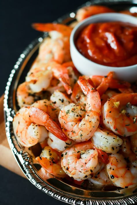 OMG these Shrimp are done in 10 minutes and are seriously amazing! Perfect appetizer for the holidays! | www.joyfulhealthyeats.com Cocktail Shrimp, Homemade Cocktail Sauce, Roasted Shrimp, Cocktail Sauce, Shrimp Dishes, Garlic Shrimp, Party Appetizer, Good Eat, Holiday Appetizers