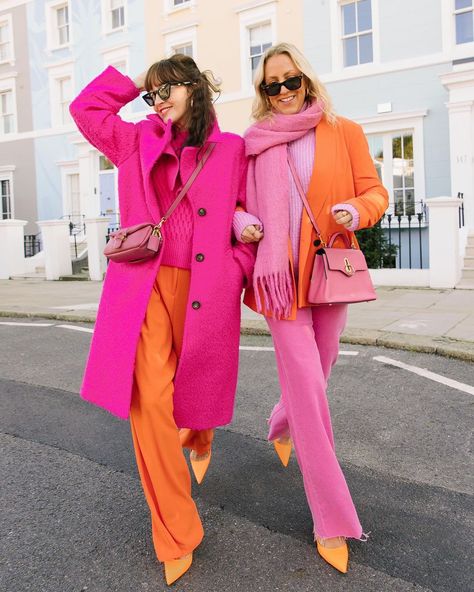 Colorful Winter Fashion, 10 Winter Outfits, Orange Outfits, Elegantes Outfit Damen, Stile Casual Chic, Color Combos Outfit, Color Blocking Outfits, Spring Capsule Wardrobe, Event Outfit