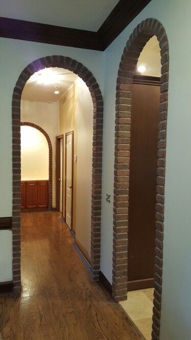 Brick Veneer Brick Doorway, Eid Decoration Ideas, Wall Cladding Interior, Wallpaper Dining Room, Fake Brick Wall, Tiny Home Ideas, Wallpaper Dining, Home Gardening Ideas, Fake Brick