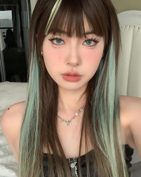 Brown Hair Color Streaks, Sage Green Hair Highlights, Sage Green Highlights Hair, Brown And Dyed Hair, Mint Chocolate Chip Hair, Sage Green Hair Color, Bicolored Hair, Hidden Hair Dye, Mint Green Highlights