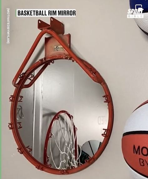 Basketball Apartment Decor, Sporty Apartment Decor, Basketball Bedroom Aesthetic, Basketball Interior Design, Sporty Room Decor, Sport Gear Storage, Sports Home Decor, Basketball Decorations For Room, Basketball Room Aesthetic