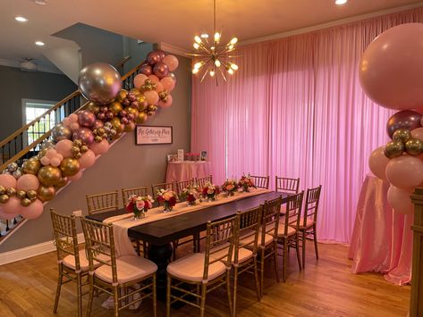 House Sweet 16 Party Ideas, House Party Sweet 16, 18th House Party, Air Bnb Sweet 16, Sweet 16 At Home Party Ideas Pink, 16 Birthday Hotel Decorations, Sweet 16 Hotel Party, Sweet 16 Party Ideas At Home, Birthday Party Venues Pink