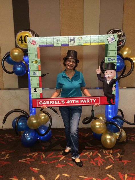 Monopoly party, photo booth, 40th birthday party Monopoly Themed Parties, Board Games Party, Game Night Decorations, 40th Birthday Party Games, Party Games Family, Monopoly Theme, Monopoly Party, Board Game Themes, Board Game Party