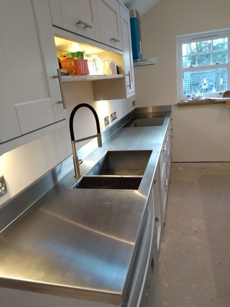 Stainless Steel Belfast Sink, Stainless Steel Kitchen Cupboards, Stainless Steel Kitchen Countertop, Kitchen Stainless Steel Countertops, Stainless Steel Worktop Kitchen, Stainless Countertops Kitchen, Stainless Steel Worktop, Steel Countertops Kitchen, Stainless Steel Countertops Kitchen