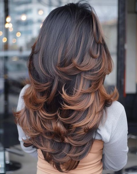 Butterfly Haircut With Brown Highlights, Inside Highlights Hair, Butterfly Haircut Lots Of Layers, Curled Butterfly Haircut, Back Of Butterfly Haircut, Long Layer Hair Cuts For Women, Butterfly Haircut With Long Layers, Long Layered Hair With Undercut, Beautiful Thick Hair