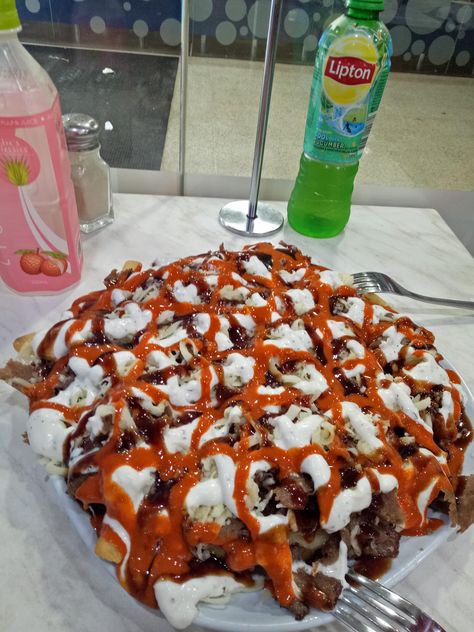 [I ate] HSP (Halal Snack pack) #TTDD#TheThingsDadsDo Halal Snack Pack, Hsp Food, Food Savoury, Halal Snacks, Snack Pack, Snack Packs, The Hub, Food Food, Savoury Food