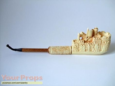 pipe from national treasure | National Treasure replica movie prop National Treasure Tattoo, National Treasure Movie Aesthetic, National Treasure Aesthetic, National Treasure Movie, Treasure Aesthetic, Tv Props, Movie Replica, Meerschaum Pipe, Dremel Projects