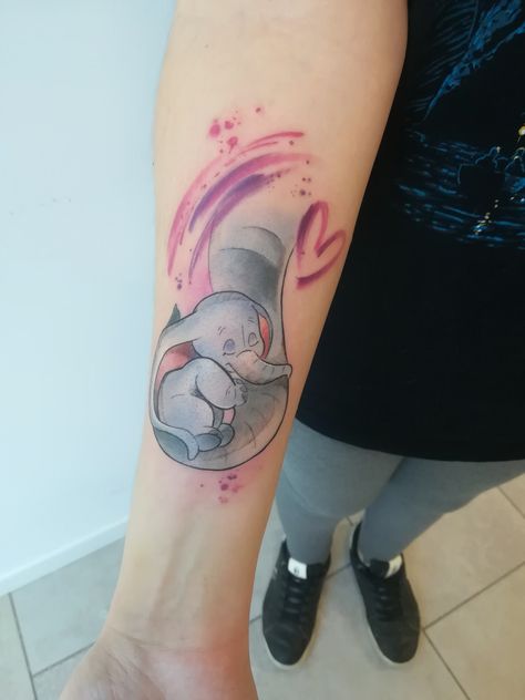 Dumbo And Mom Tattoo, Dumbo And Mom, Dumbo Tattoo, Watercolour Tattoo, Mom Tattoo, Mother Tattoos, Daughter Tattoos, Disney Mom, Elephant Tattoo