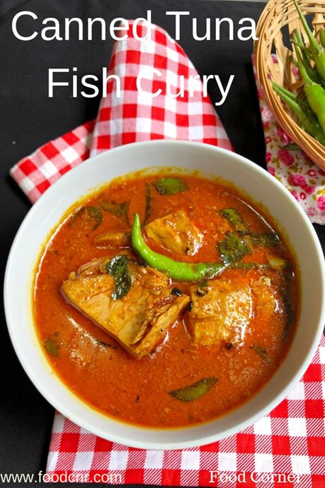 Canned Tuna Curry Recipe / Tuna Fish Curry - Food Corner Meals With Canned Tuna, Recipes Canned Tuna, Tuna Curry, Picky Eater Lunch, Tuna Fish Recipes, Fish Meals, Canned Tuna Recipes, Fish Curry Recipe, Curry Ingredients