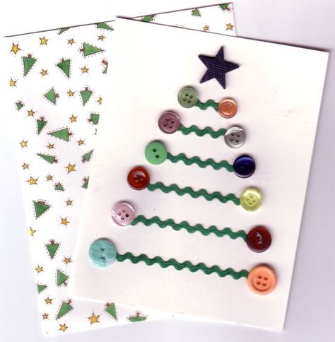 Button Trees Christmas, Cards With Buttons, Button Christmas Cards, Button Christmas Tree, Handmade Christmas Cards, Christmas Buttons, Homemade Christmas Cards, Christmas Card Crafts, Diy Christmas Cards