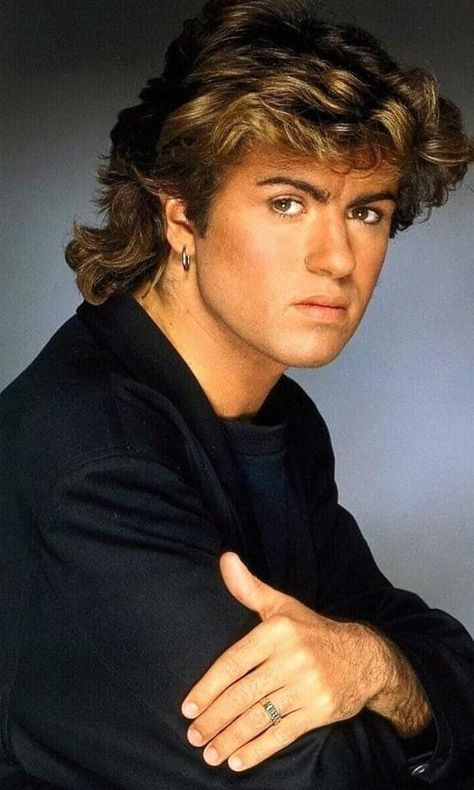 George Michael Haircut, Gorge Michael, Gorge Michael 80s, Young George Michael, George Michael Photoshoot, George Michael Hair, George Michael 1984, George Michael Poster, Surfer Hair