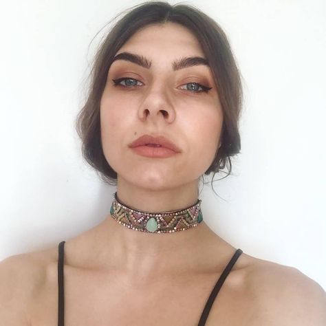 Modern Bohemian Princess! #bohemian #coachella #style #choker  https://www.etsy.com/listing/272189974/90s-style-choker-necklace-bohemian?ref=shop_home_listings Cheap Vintage Festival Choker, Vintage Handmade Choker, 90s Choker Necklace, Chic Festival Choker Necklace, 90s Accessories Jewelry Choker Necklaces, 90s Choker, Chocker Necklace, Exotic Fashion, Bandana Hairstyles