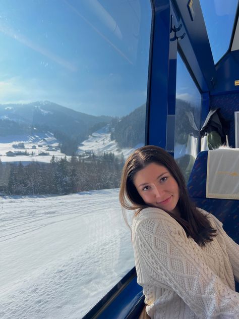 Poses In Switzerland, Mount Titlis Switzerland Photo Ideas, Swiss Photo Ideas, Switzerland Train Ride, Switzerland Poses Photo Ideas, Train Pose Ideas, Zurich Photo Ideas, Train Photo Ideas Instagram, Winter In Switzerland Outfits