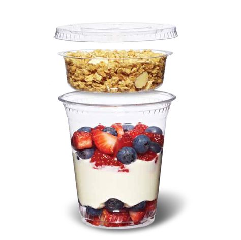 NEW PACKAGING Salad Packaging, Yogurt Packaging, Yogurt Granola, Granola Parfait, Parfait Cups, Resep Salad, Banana Smoothie Recipe, Yogurt And Granola, Food Packaging Design