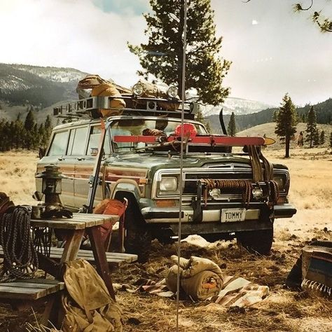 Afternoon Drive, Jeep Camping, Vintage Jeep, Grand Wagoneer, Old Jeep, Cool Jeeps, Jeep Wagoneer, Terrain Vehicle, Boat Trailer