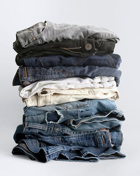 Denim Photography, Denim Inspiration, All Jeans, Denim Diy, Clothing Photography, Jcrew Women, Style Guide, Jeans Denim, Cropped Jeans