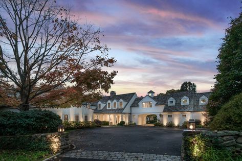 372 Brushy Ridge Rd, New Canaan, CT 06840 - realtor.com® Country Homes, Elegant Dining, Ranch Exterior, Colonial Exterior, Specimen Trees, New Canaan, Wide Plank, Formal Living Rooms, The 8