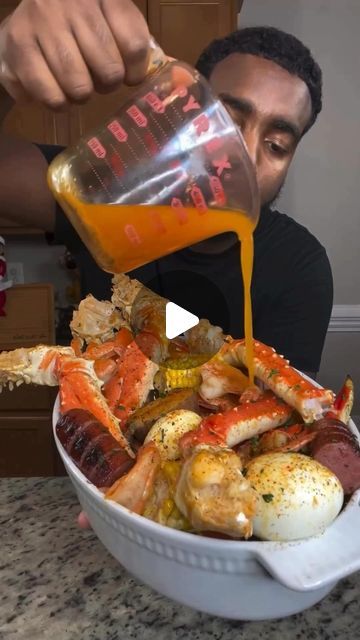 Best Crab Boil Recipe, King Crab Boil, Crab Boil Recipe, Seafood Dinner Party, Seafood Boil Party, Seafood Dish Recipes, Seafood Boil Recipes, Delicious Seafood Recipes, Crab Boil