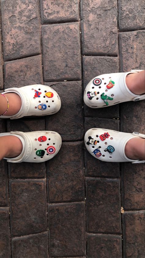 Disney Crocs Jibbitz, Disney Crocs Shoes, Disneyland 2024, Crocs With Charms, Disney Crocs, Crocs Ideas, Crocs Jibbitz, Disney Shoes, Croc Charms