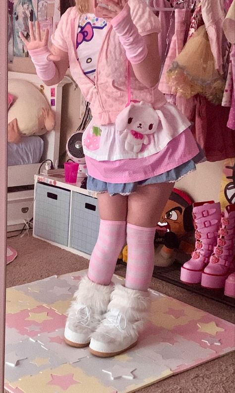 Curvy Kawaii Outfit, Pink Outfits Cutecore, Fairykei Aesthetic, Mezzo Piano Outfit, Kawaii Core Aesthetic, Kawaiicore Aesthetic, Decora Fashion Outfits, Pink Fitted Fairy Kei Dresses, Pink Harajuku Aesthetic Cute Outfits