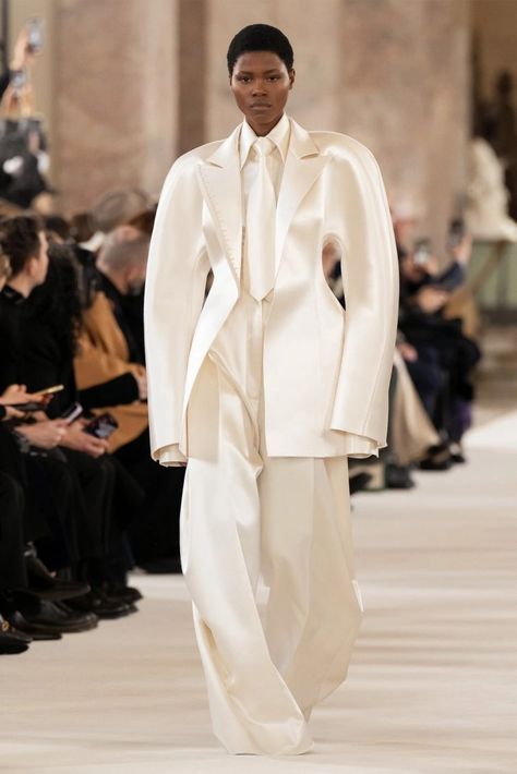 Maison Schiaparelli - Haute Couture Spring-summer 2024 : 12 / 32 - LOOK 12 Baby Dior, Elsa Schiaparelli, Denim Corset, Couture Week, Couture Runway, Zuhair Murad, Spring Summer 2024, Spring 2024, Couture Collection