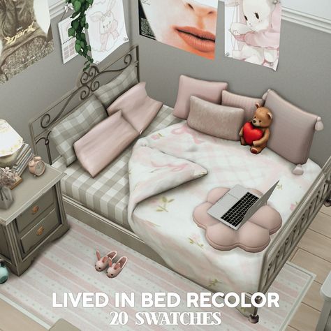 LIVED IN BED - RECOLOR ౨ৎ ⋆｡˚ I feel like I can rarely find bed recolors that I like and in this style, so I made some! recolor of @awingedllama bedding with 20 swatches :) download (mesh included) Sims 4 Cc Floor Clutter, Sims 4 Couch Bed Cc, Ts4 Pc Cc, Ts4 Cc Cute Furniture, Outside Cc Sims 4, Sims Leg Warmers Cc, Sims 4 Furniture Recolor, Ts4 Cottage Living Cc, Sims 4 Cute Bedroom