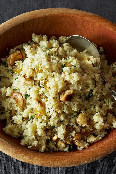 A deeply spiced cauliflower dish masquerading as couscous. (Or is it the other way around?) Cauliflower Couscous, Ms Diet, Couscous Recipe, Lo Carb Recipes, Spiced Cauliflower, Cauliflower Dishes, Couscous Recipes, Meatless Mondays, Food Crush