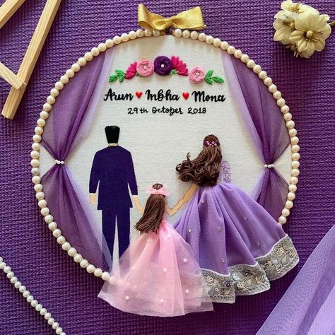 Handmade family embroidery hoop 💖 . . Dm us for order 🎁🥳 . . #familylove #embroideryhoop #familyframe👨‍👩‍👧‍👦 #memorybyembroidery Family Embroidery Hoop, Embroidery Clock, Hair Embroidery, Fashion Designing Course, Embroidery Hoop Art Diy, Embroidered Photo, Hoop Embroidery, Fashion Designing, Arabic Calligraphy Art