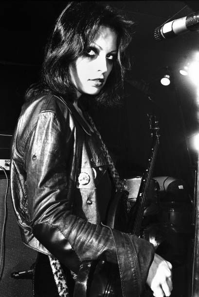 Gaye Advert, Female Rockstar Aesthetic, Punk Guys, Garage Punk, 70s Punk, Punks Not Dead, Rockstar Aesthetic, Rocker Chick, Punk Aesthetic