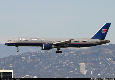 united airlines 757 | United Airlines Boeing 757-200 N545UA Flight 93, Government Building, Boeing 757, San Francisco International Airport, Airline Flights, Kevin Murphy, United Airlines, Crew Members, Air Force Ones