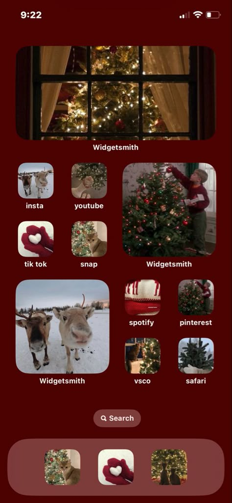 Christmas Iphone Ideas, Christmas Ios Homescreen, Christmas Iphone Layout, Xmas Homescreen, Christmas Themed Phone, Home Screens Ideas, Homescreen Ios Ideas, Christmas Homescreen Layout, Holiday Iphone Wallpaper