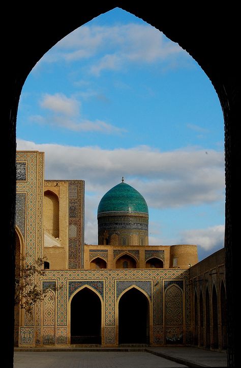 bukhara (uzbekistan) Architecture Arches, Architecture Window, Architecture Elements, Bukhara Uzbekistan, Architecture Photography Buildings, Architecture Garden, Architecture Decoration, Persian Architecture, Mosque Architecture