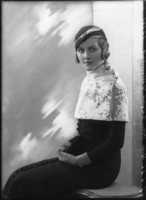 Diana Mitford Diana Mosley, Diana Mitford, Mitford Sisters, Nancy Mitford, Father Brown, Civil Rights Lawyer, Daphne Guinness, 1930 Fashion, Wallis Simpson