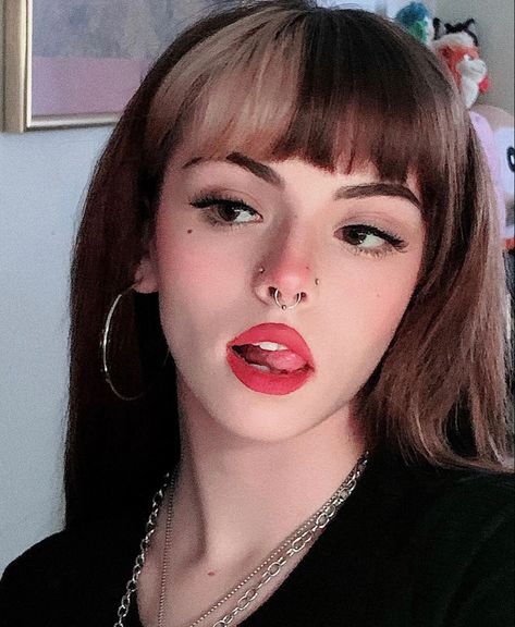 Emma Langevin, Egirl Makeup, Blow Your Mind, Piercings, Bangs, Split, Funny, Books, On Instagram