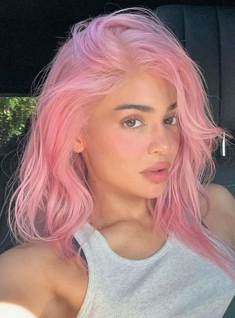 Light Pink Hair Dye, Bubble Gum Pink Hair, Tumblr Nostalgia, Kylie Jenner Pink Hair, Lavender And Blonde Hair, Baby Pink Hair, Lavender Hair Colors, Light Pink Hair, Grey Hair Dye