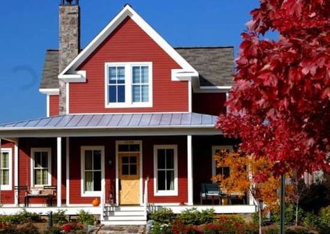 Red House Exterior, Red Barn House, Farmhouse Exterior Colors, Metal Roof Houses, Red Houses, Red Farmhouse, Exterior Paint Colors For House, Modern Farmhouse Exterior, Red House