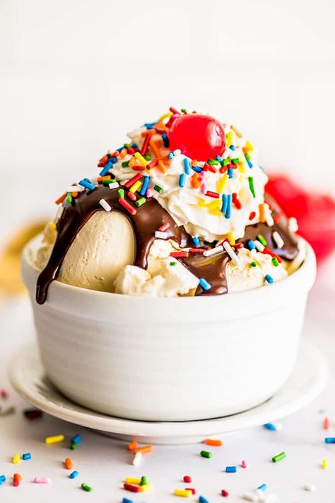 Single-serving classic ooey, gooey 5-minute Fudge Sauce, just begging to be drizzled over ice cream, brownies, or pancakes and waffles. | #HotFudge | #Chocolate | Homemade Magic Shell, Live Well Bake Often, Magic Shell, Giant Chocolate Chip Cookie, Hot Fudge Sauce, Frozen Hot Chocolate, Stuffed Shells Recipe, Cooking Homemade, Fudge Sauce