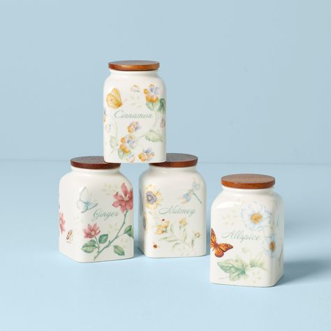 Abuzz with lively butterflies, dragonflies, and bumblebees amidst flowers and foliage, our vibrant Butterfly Meadow pattern on the sweetest little spice jars brings life to your kitchen—and zest to your cooking. Aesthetic Spice Jars, Cute Spice Jars, Cute Kitchen Accessories, Ceramic Spice Jars, Cute Kitchen Appliances, Vintage Spice Jars, Spice Jars Ideas, Small Cottage Kitchens, Seasoning Jars