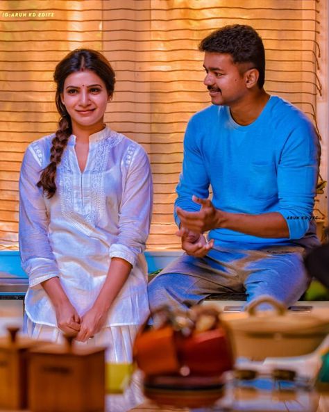 Vijay Samantha, Wink Emoji, Vijay Actor Hd Images, I Will Wait, Pictures Couples, Cute Movie Scenes, Romantic Couple Images, Cute Celebrity Couples, Movie Pic