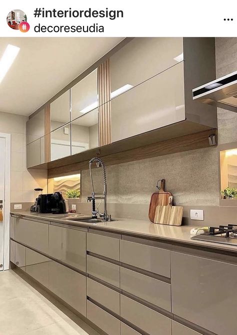 Kitchen Modular, Kitchen Cupboard Designs, Kabinet Dapur, Modern Kitchen Cabinet Design, Modular Kitchen Design, Modern Kitchen Interiors, Small Kitchen Decor, Kitchen Design Modern White, Kitchen Interior Design Decor