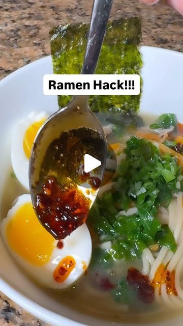 Making Ramen At Home, Ramen With Mushroom Soup, Easy Miso Ramen Soup, Diy Ramen Bowls, Cup Of Noodles Hacks, Ramen Noodle Recipes Videos, Ramen Soup Recipes Easy, Ramen Broth Recipe Easy, Katsu Ramen Recipe