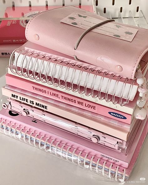 Cute Pink School Supplies, Pink Work Aesthetic, Pink Writing Aesthetic, Pink Stationary Aesthetic, Coquette Stationary, Pink School Aesthetic, Pink School Supplies, Pretty Notebooks, Pink Academia